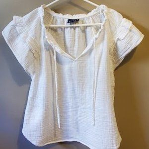Gap Crinkle Gauze Flutter Sleeve Cream Top